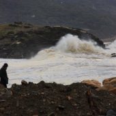 Γιατί ο Θεός αργεί ν' ακούσει τις προσευχές μας