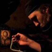 Να προσευχόμαστε συνεχώς, ακούραστα