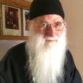 Η υπερβάλλουσα αγάπη του π. Αιμιλιανού Δημοσθένους προς τα πνευματικά του παιδιά